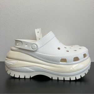 Crocs Classic Mega Crush Clog Size: 8